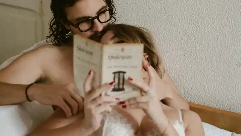 タリア,恋愛,ルール,男,女,恋愛観,セックス,事情
